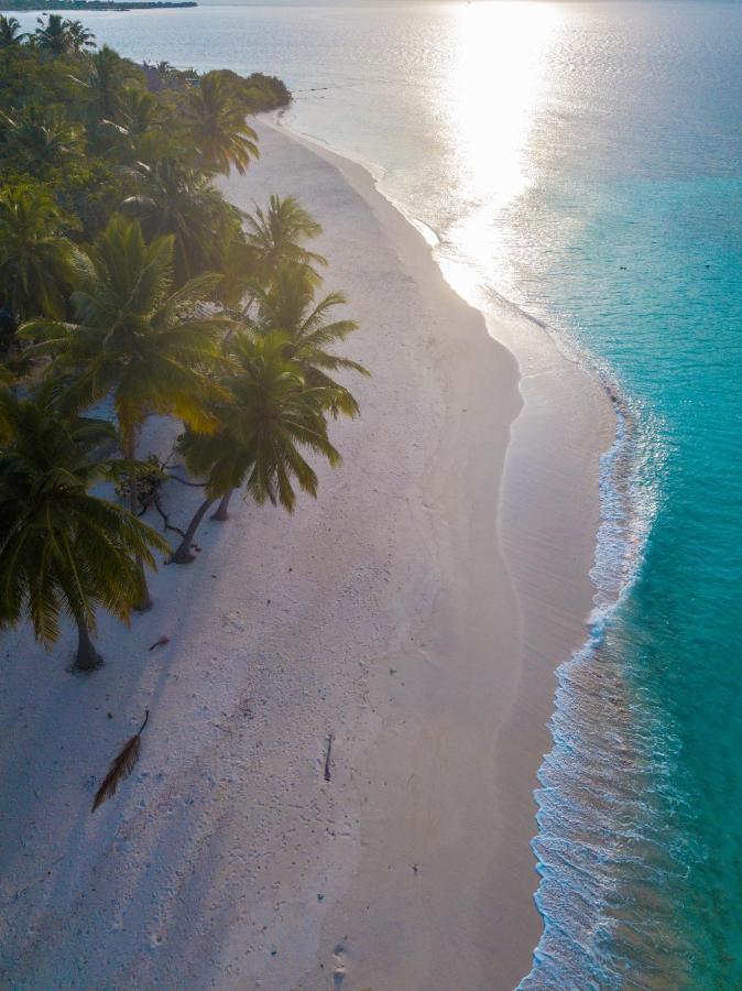 Nihaali Maldives Hotel Kudarikilu Kültér fotó