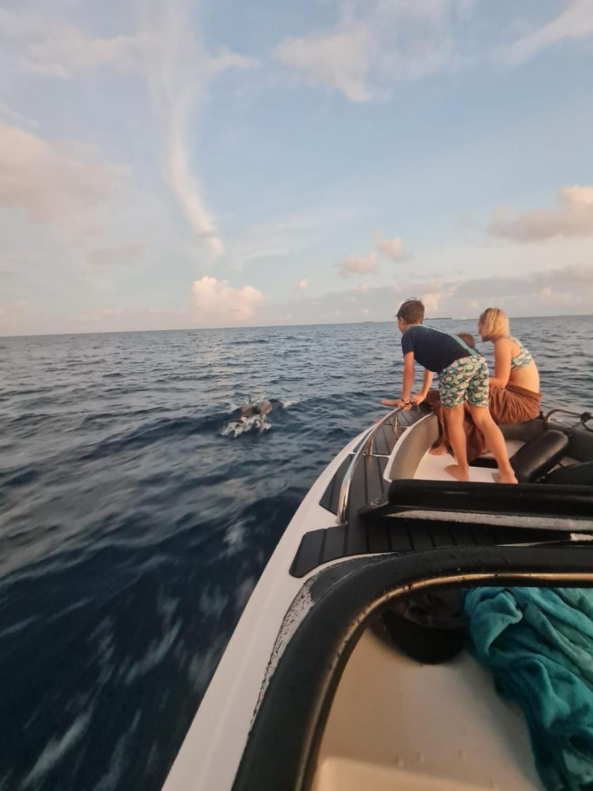 Nihaali Maldives Hotel Kudarikilu Kültér fotó