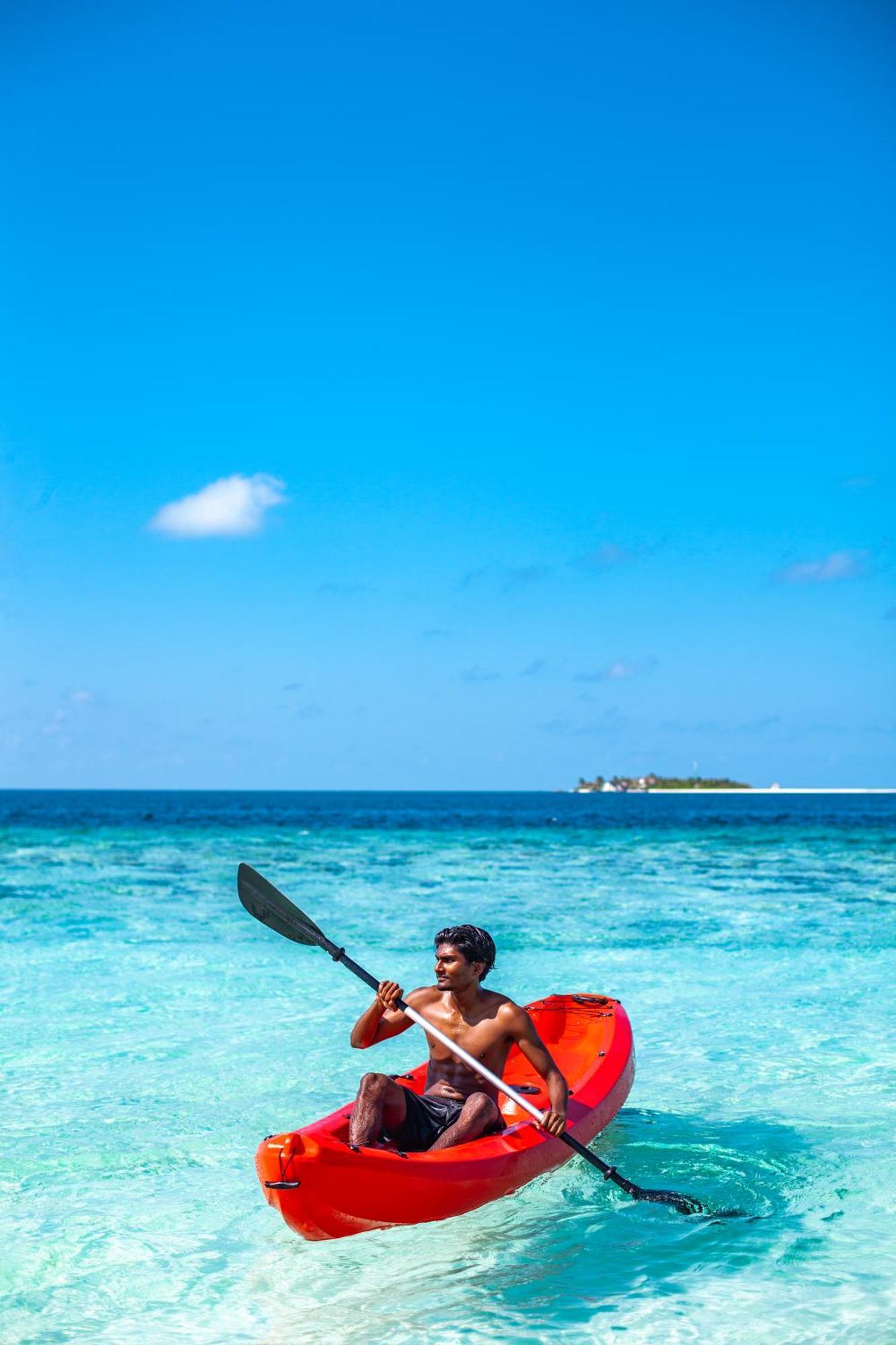 Nihaali Maldives Hotel Kudarikilu Kültér fotó